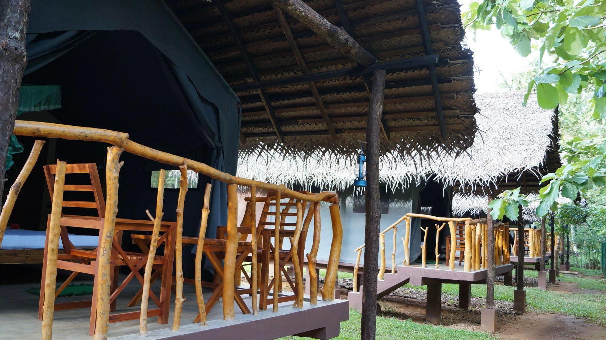 Athgira River Camping - Udawalawe Eksteriør bilde